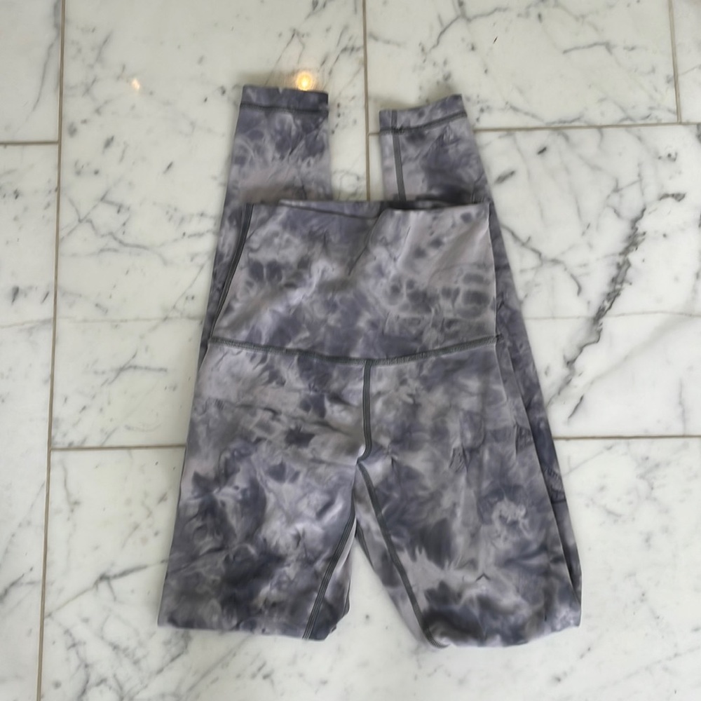 lululemon Align Super High Rise Diamond Dye Stargaze Pitch Grey 28”